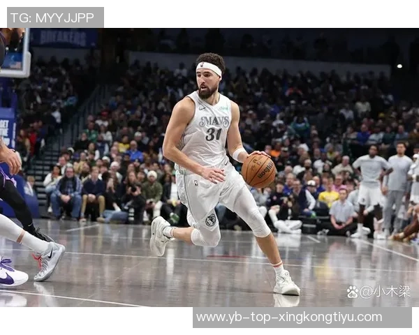 克莱三分球表现不佳仅得11分3篮板1助攻正负值惨遭21 克莱三分球表现不佳仅得11分3篮板1助攻正负值惨遭21