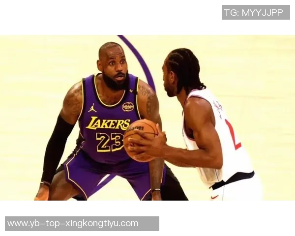 詹姆斯在快船训练引发湖人紧张局势意在施压球队不愿他复出 詹姆斯在快船训练引发湖人紧张局势意在施压球队不愿他复出